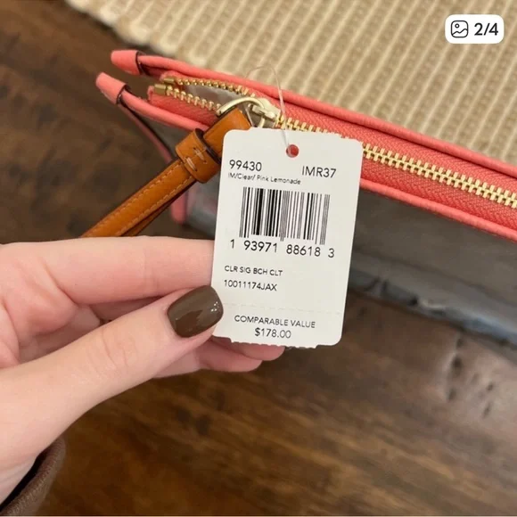 NWT Coach Coral Wristlet - Picture 2 of 4